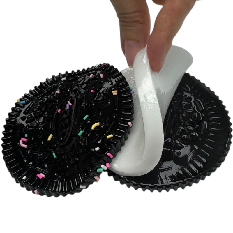 Gniotek antystresowy Oreo Jumbo 10 cm z kolorową posypką