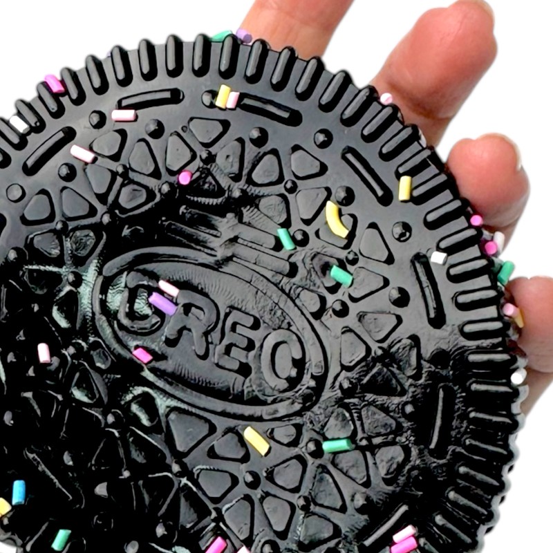 Gniotek antystresowy Oreo Jumbo 10 cm z kolorową posypką