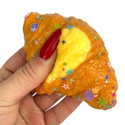 Gniotek antystresowy croissant rogalik 1 szt. ok. 7 cm